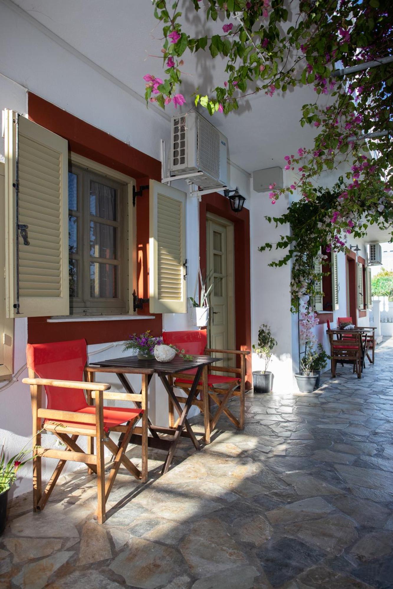 Flowers Apartment Skala (Patmos)